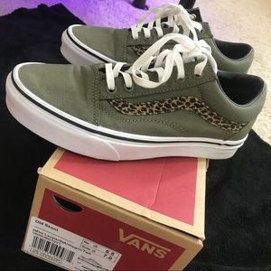 VANS leopard/army green